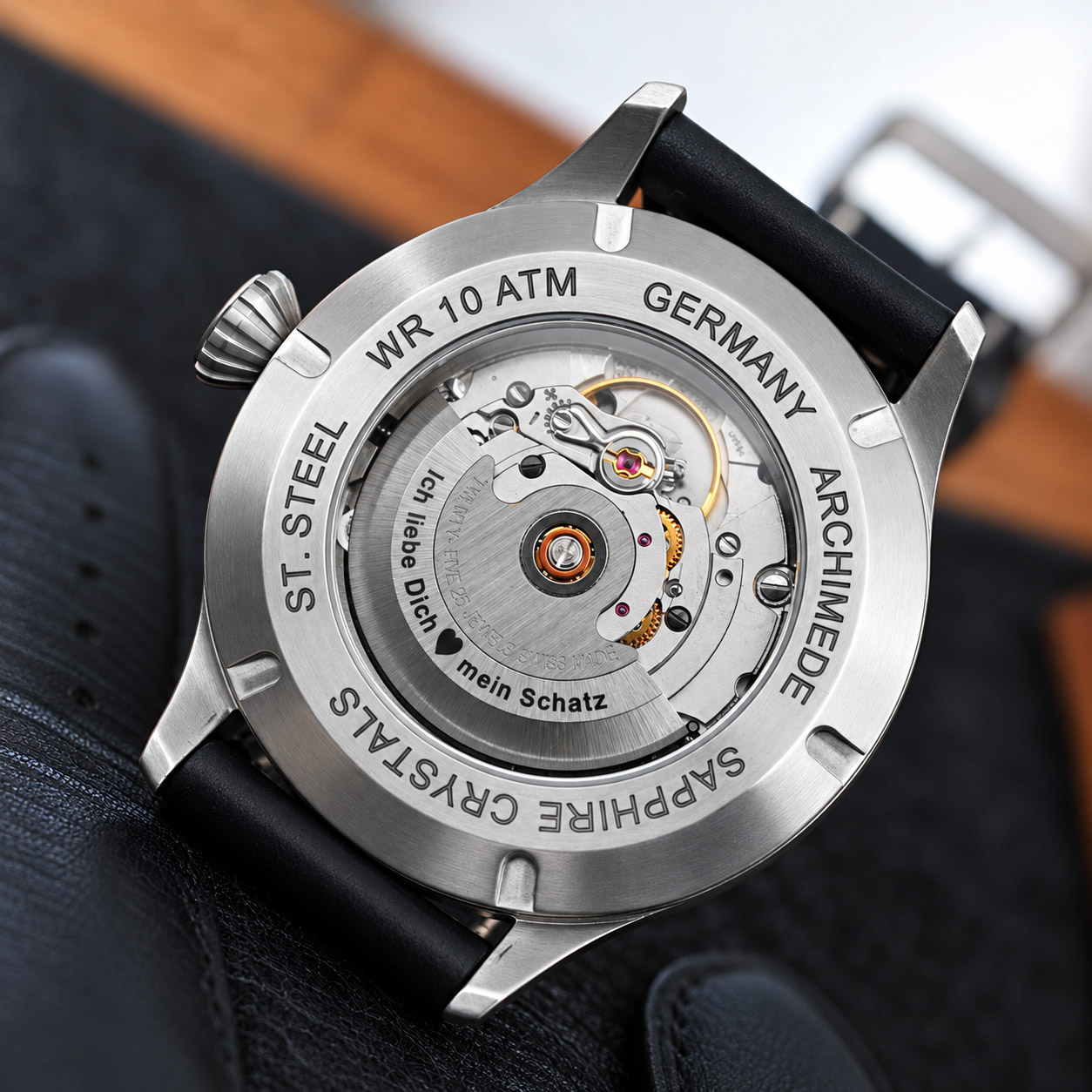 Individual engraving on the rotor